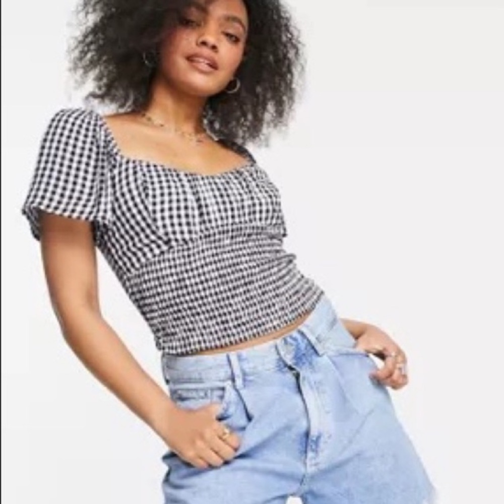 Gingham Top with Flutter Sleeves